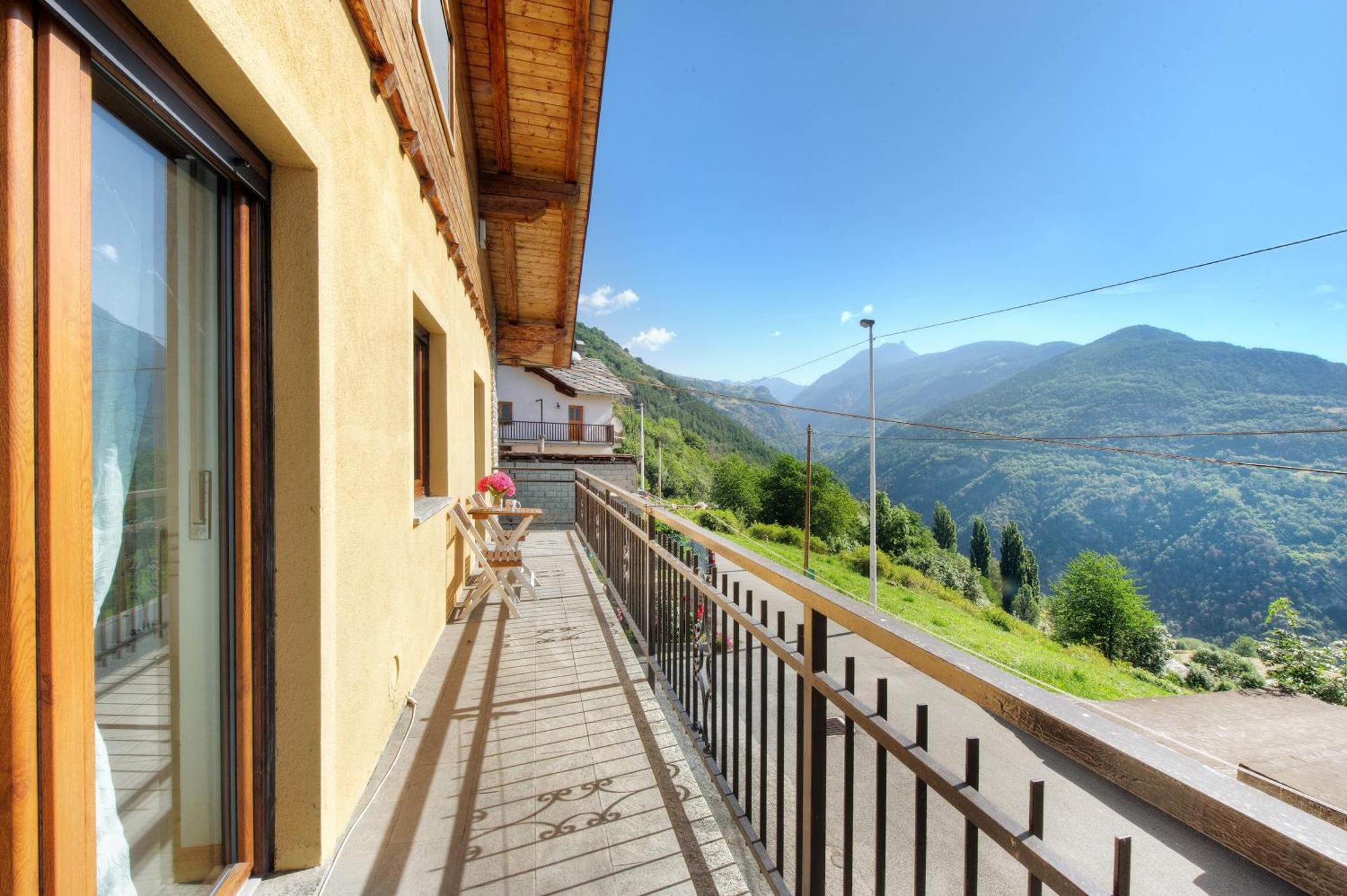 Appartamento Il Piccolo Nido Aosta Esterno foto